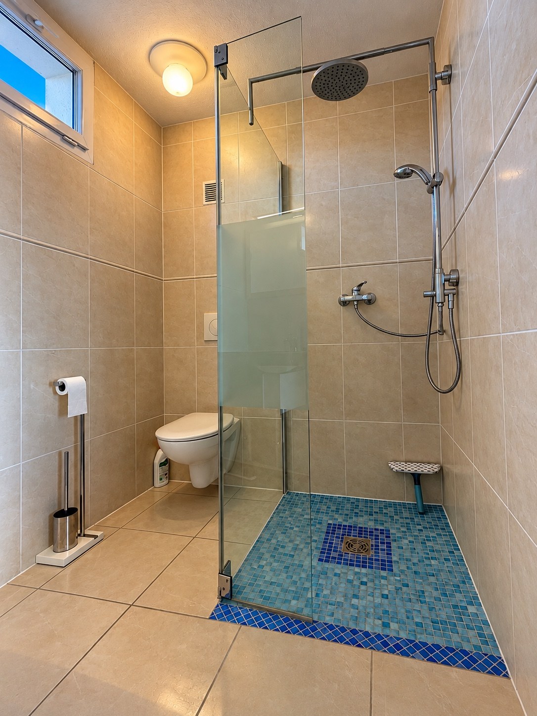 Sunset PN208 — bathroom